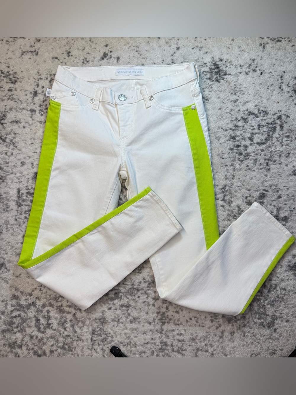Rock & Republic Carnivale Skinny Jeans White Neon Yellow Side Stripe Size 4